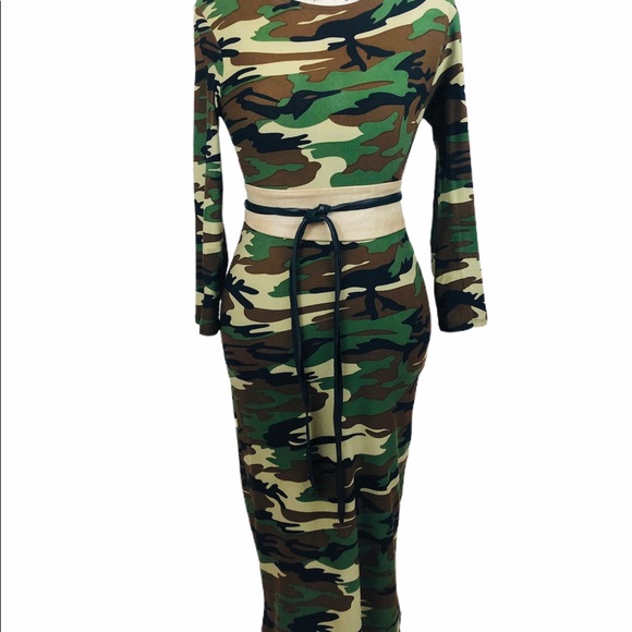 Army Green Fitted Knee Dress - Picture 7 of 7